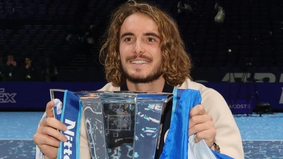 Τσιτσιπάς: Ευχαριστώ όλους αυτούς με τις ελληνικές σημαίες που με στήριξαν στον τελικό των ATP Finals (βίντεο)